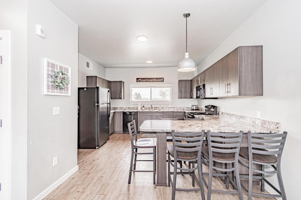 Bringham'S Mill Apartments Perfect For Groups Full Kitchen Gym And Free Parking Rexburg Exterior foto